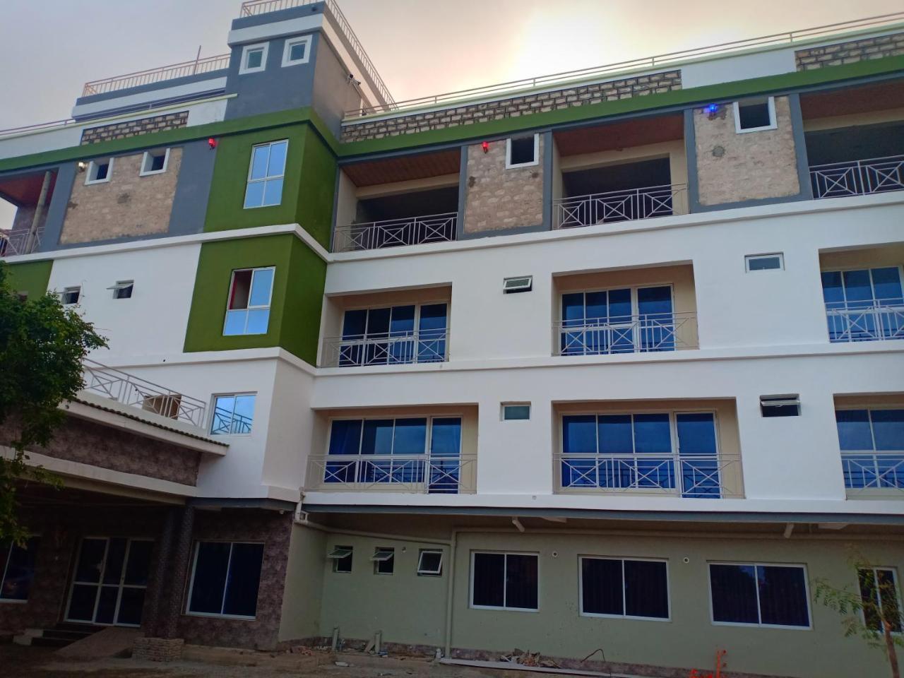 Diplomat Diani Beach Resort מראה חיצוני תמונה