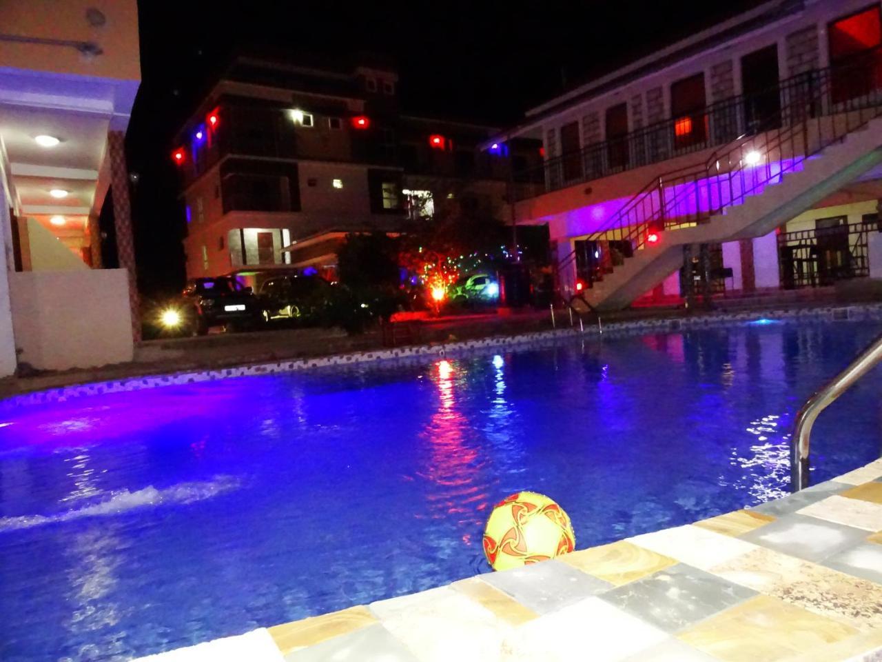 Diplomat Diani Beach Resort מראה חיצוני תמונה